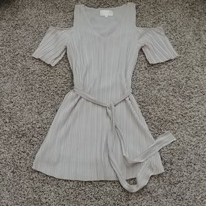 J.O.A. pleats midi dress